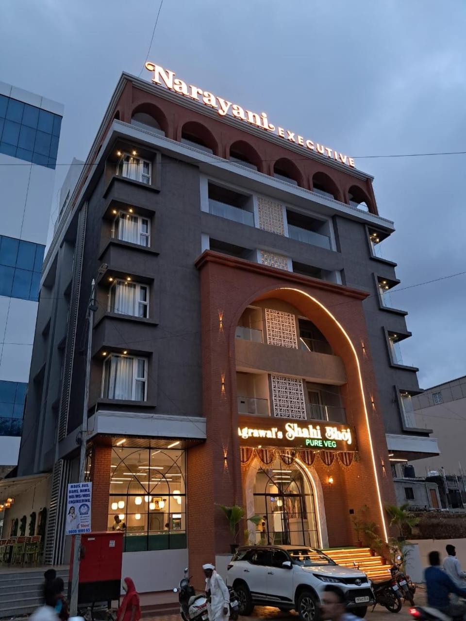 Narayani Executive Hotel Tuljapur Eksteriør billede