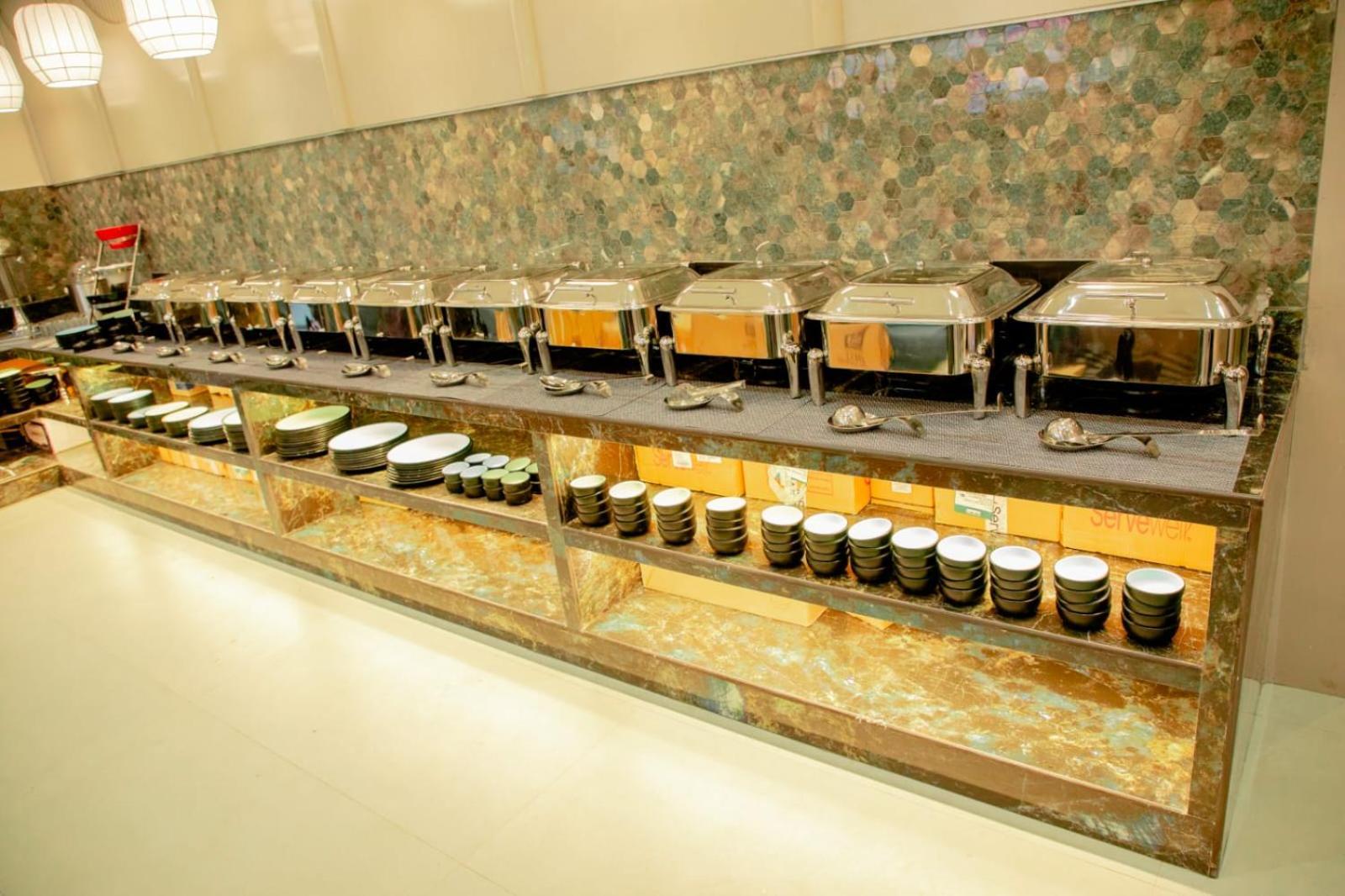 Narayani Executive Hotel Tuljapur Eksteriør billede